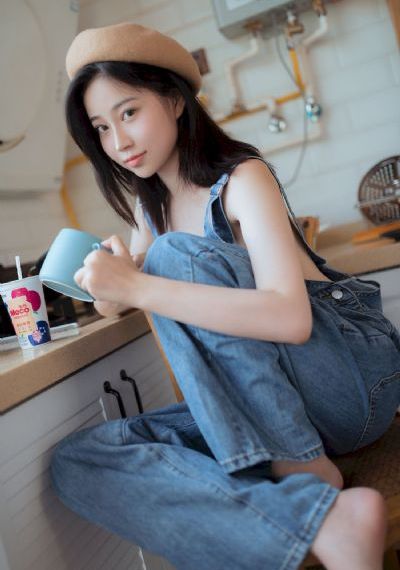 影视在线播放_十万网红美女美酱
