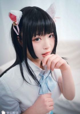 迈开腿让我亲亲你的小坤坤_4K免费在线观看