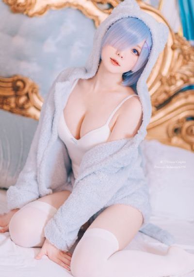 毛茸茸撒尿_1080P免费高清观看