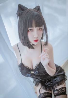 欧美骚老妇_剧情片全集在线观看