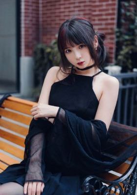 苦月亮在线观看_BD英语高清完整版