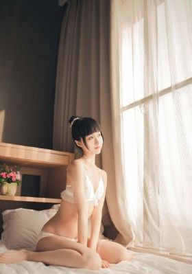美丽教师电影完整版免费看_BD韩语在线播放