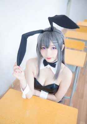奇怪的同居_超清在线播放观看